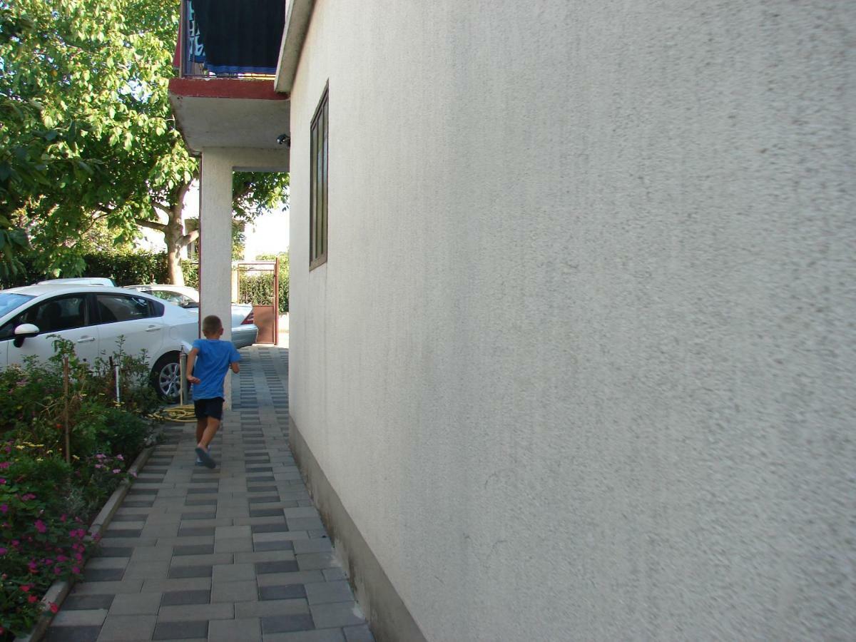 Filip 2 Hotel Biograd Na Moru Exterior foto